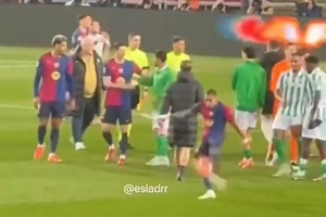 马卡:拉菲尼亚对裁判不满+爆射皮球,但未被记录在裁判报告之中