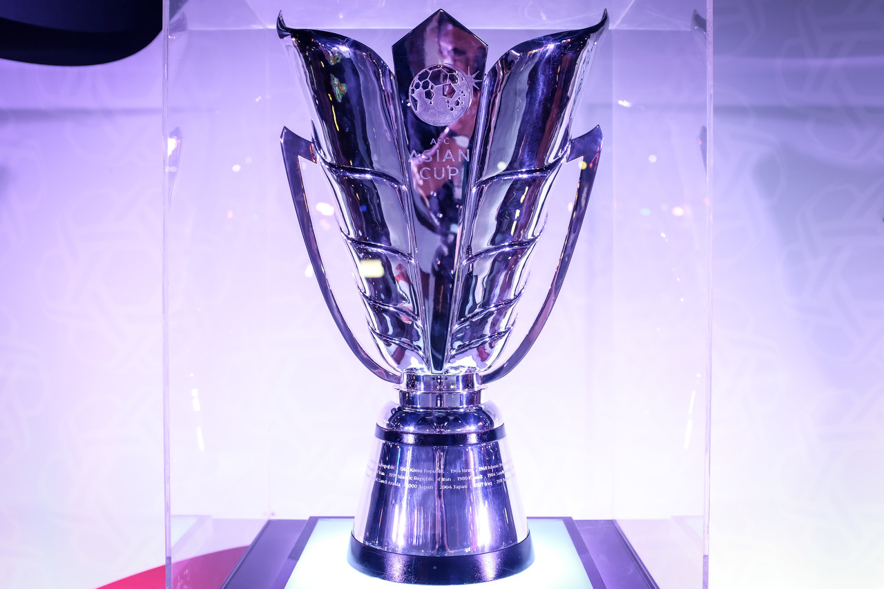 DB电竞官方网站-霍启山两会提案：建议粤港澳大湾区联合申办足球亚洲杯